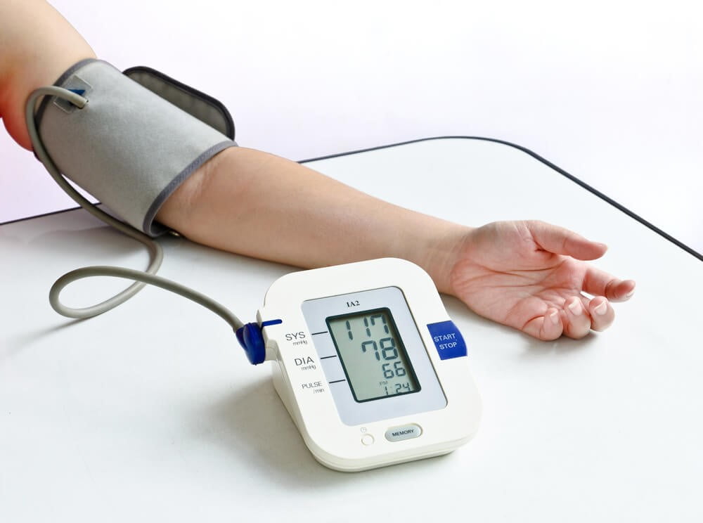 who should not use an electronic blood presure machine